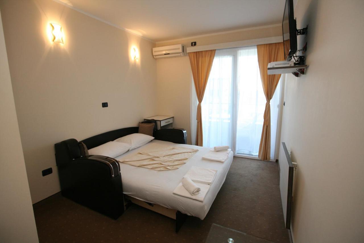 Vilaelenamarko Budva Exterior foto